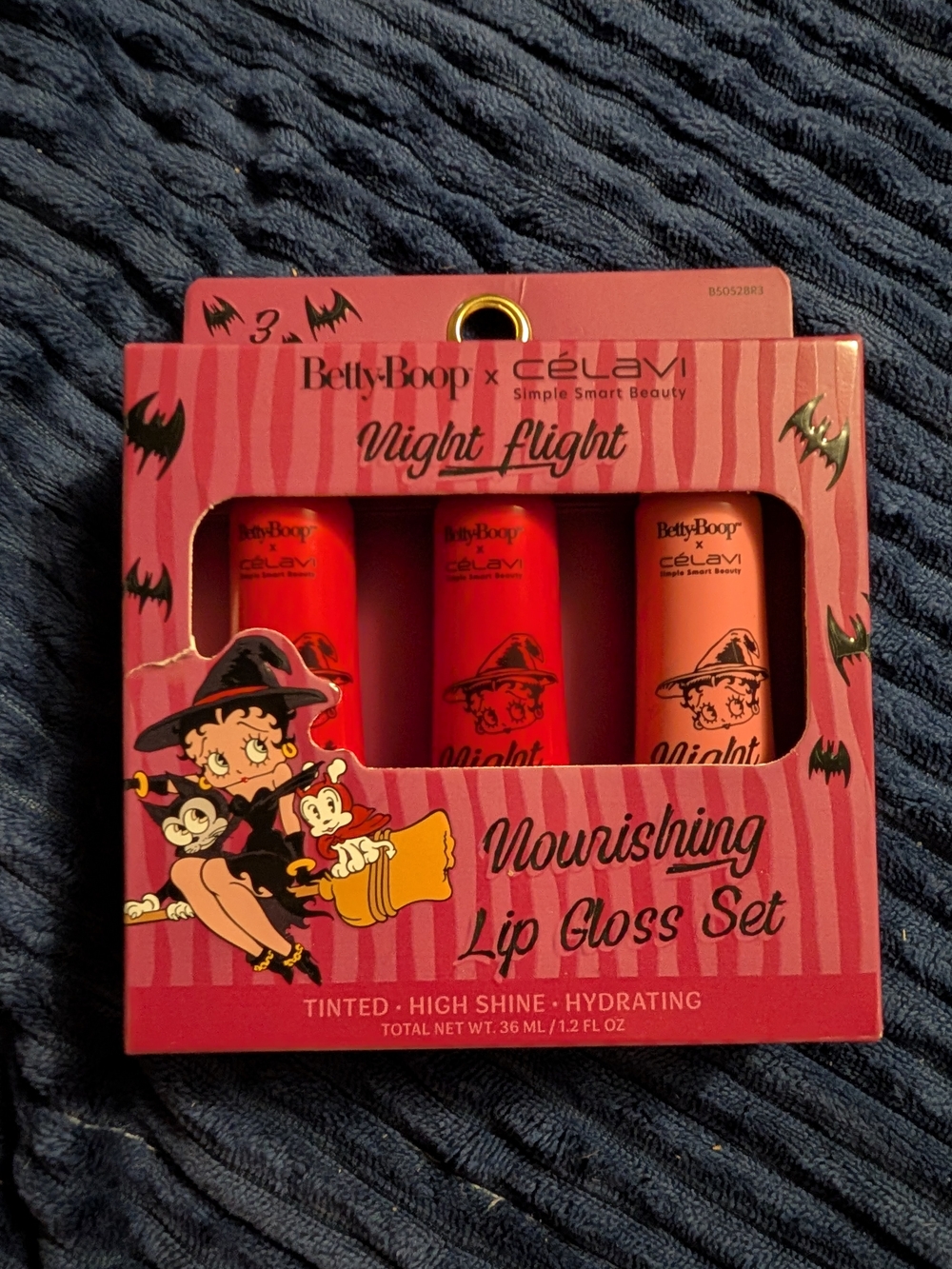 Célavi x Betty Boop Night Flight Nourishing Lip Gloss Set 3pc Strawberry